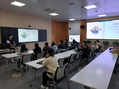 提升信息素養(yǎng)，賦能智慧未來——信息化中心全面開展信息素養(yǎng)培訓(xùn)與計(jì)算機(jī)信息技術(shù)推廣工作